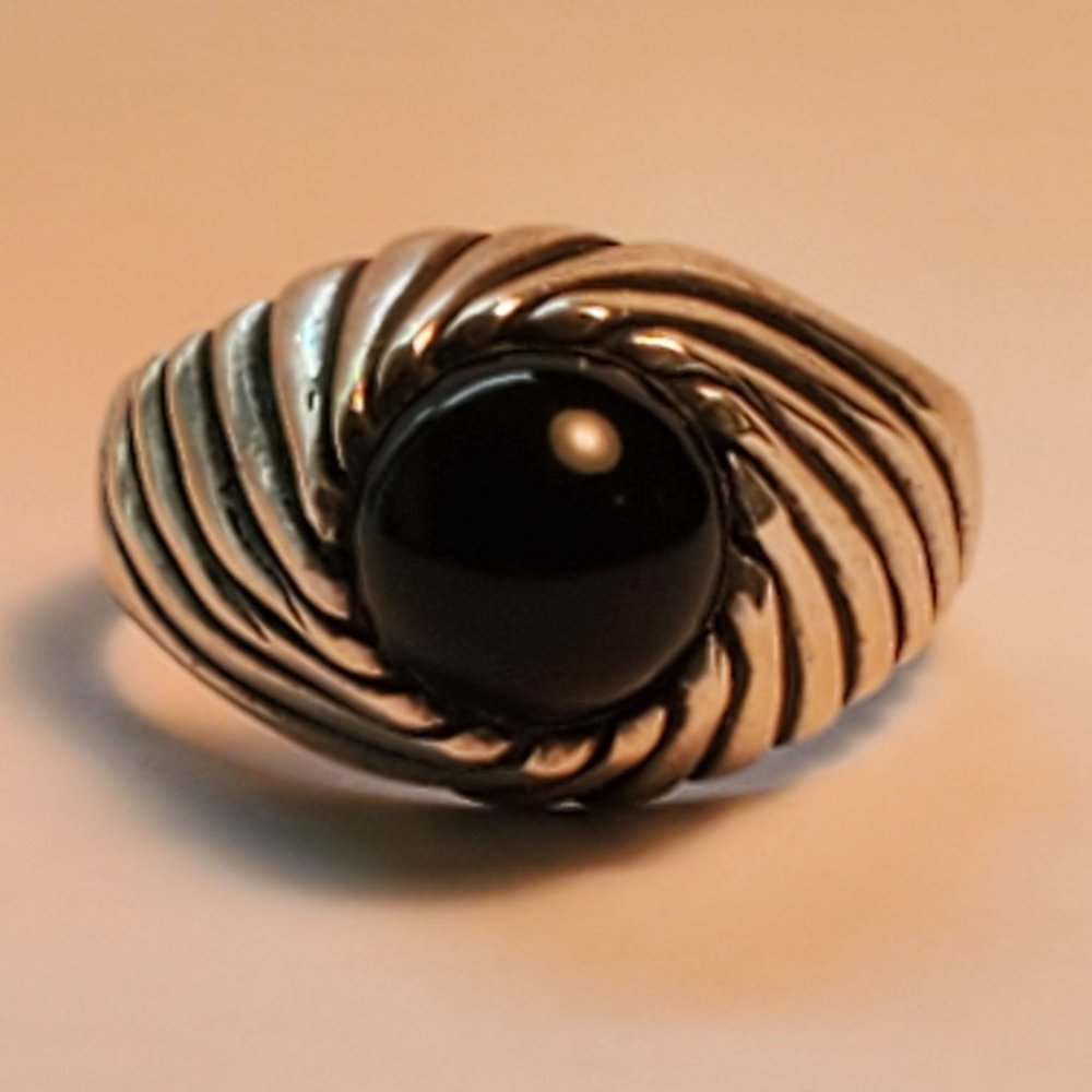 Sarah Coventry "Togetherness" 1972 Sterling Black Onyx Swirl Ring Sz. 11.5